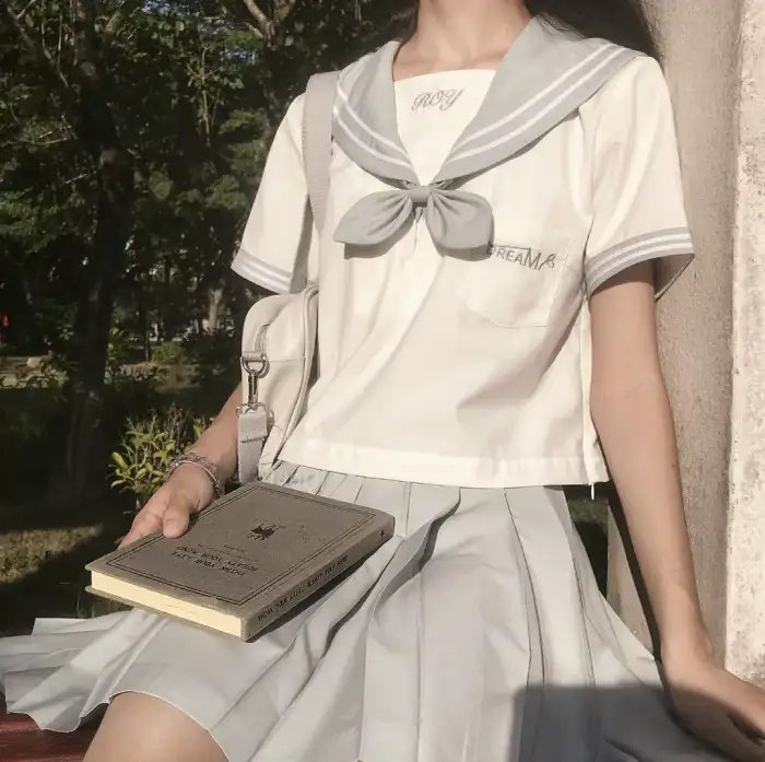 村里来了个洋媳妇